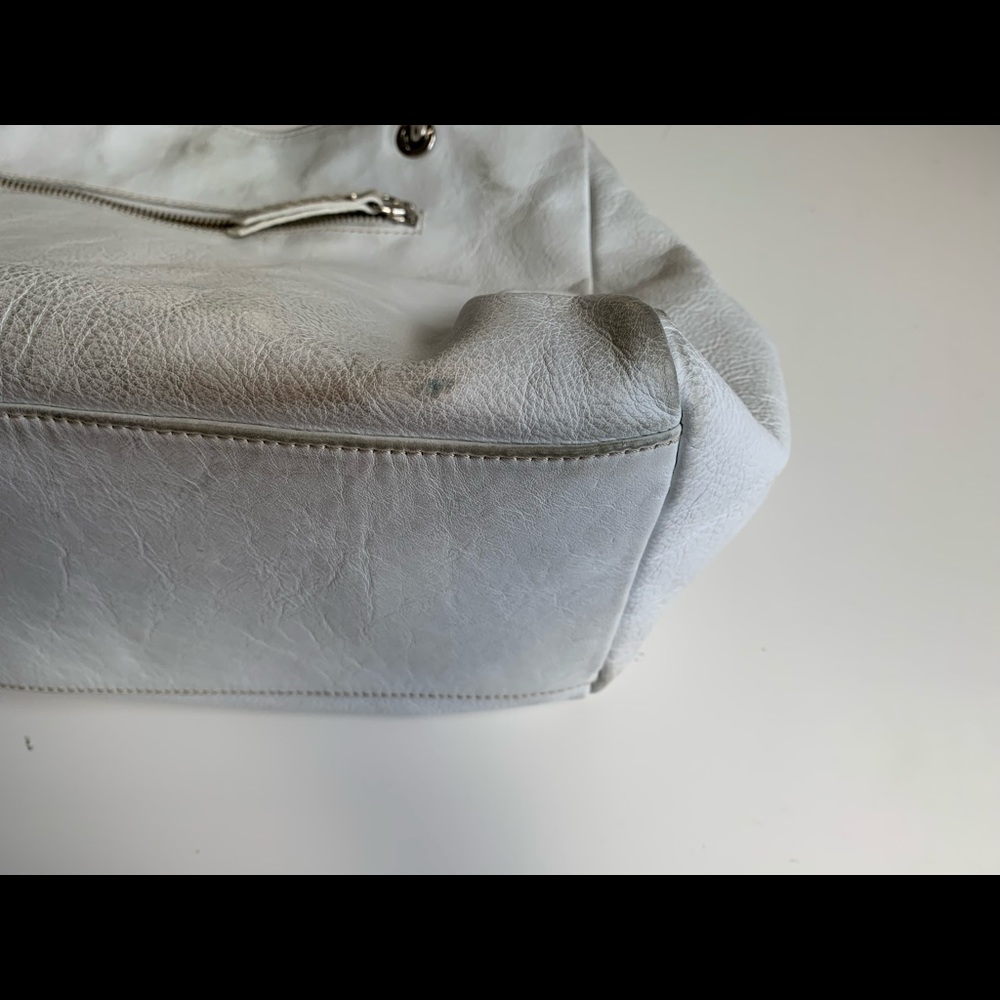 Innue Italian leather white snakeskin tote bag - Picture 8 of 16